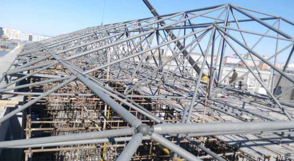 赣州细数网架装配中抉择应用钢结构对室第的优势